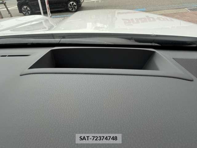Toyota LAND CRUISER 2026-01 8731018-12