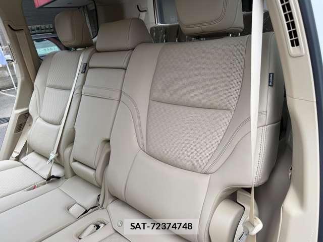 Toyota LAND CRUISER 2026-01 8731018-18