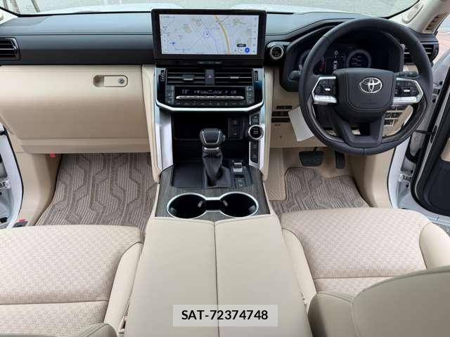 Toyota LAND CRUISER 2026-01 8731018-2