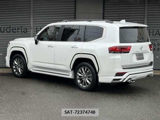 Toyota LAND CRUISER 2026-01 8731018-5