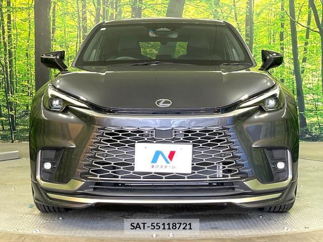 Lexus LBX 2024-04 8728702-13