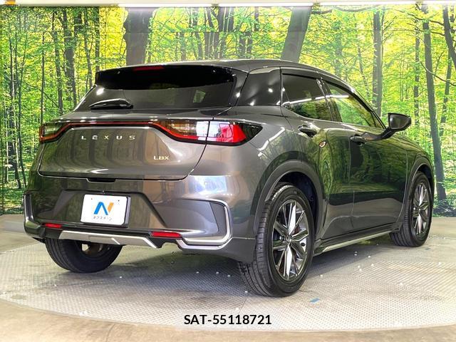 Lexus LBX 2024-04 8728702-16