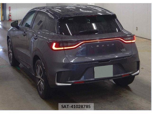 Lexus LBX 2024-11 8729792-1