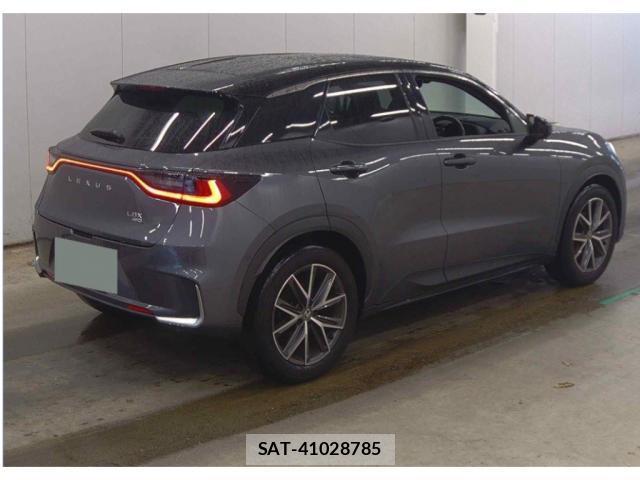 Lexus LBX 2024-11 8729792-4