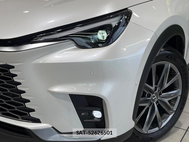 Lexus LBX 2024-05 8730077-11