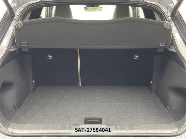 Lexus LBX 2024-12 8730204-10