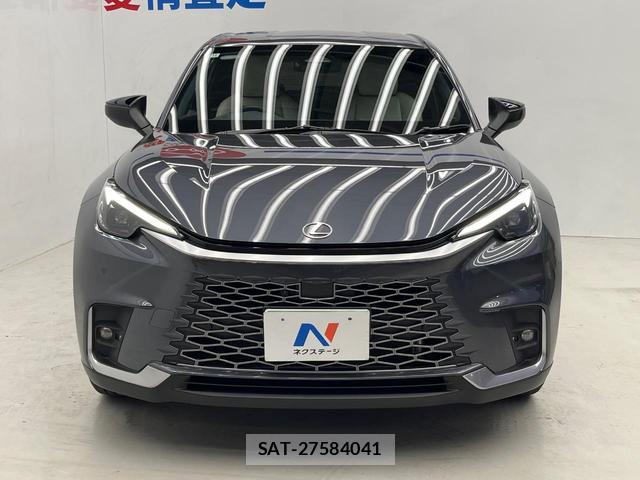 Lexus LBX 2024-12 8730204-13