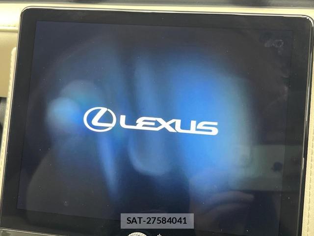 Lexus LBX 2024-12 8730204-2