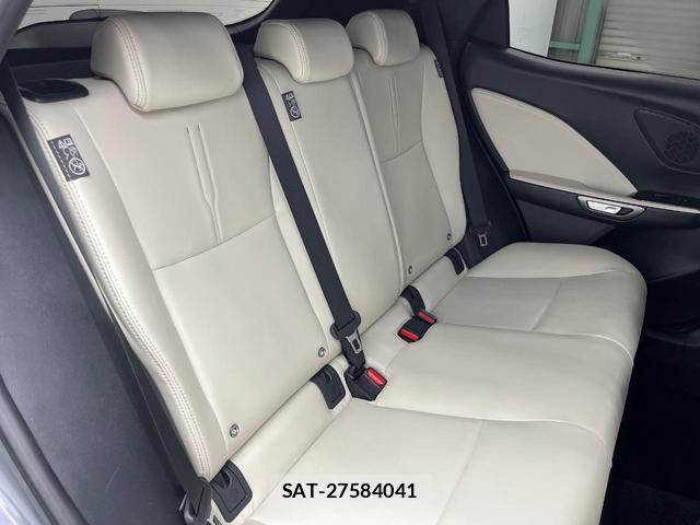 Lexus LBX 2024-12 8730204-8