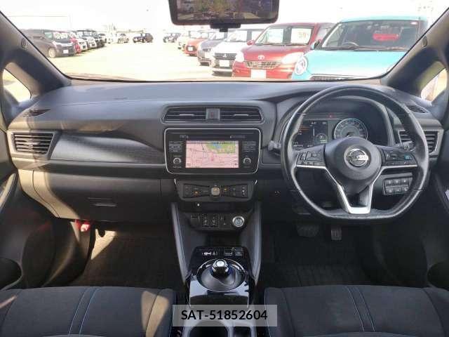Nissan LEAF 2018-01 8730116-4