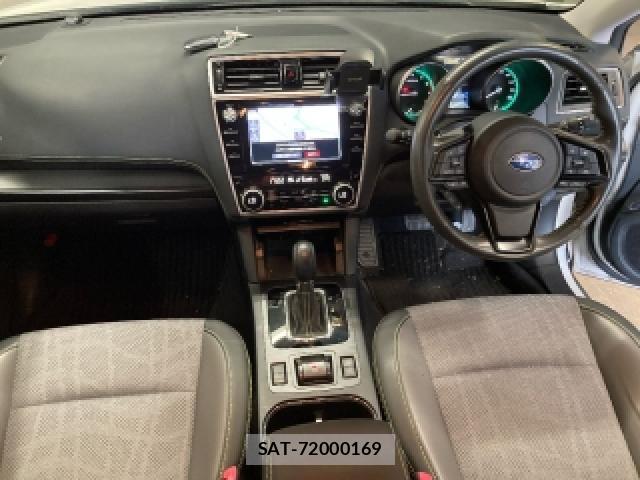 Subaru OUTBACK 2021-01 8729458-2
