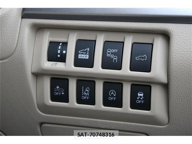 Subaru OUTBACK 2017-11 8730057-5