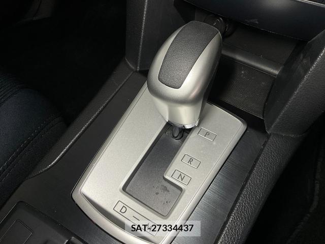 Subaru OUTBACK 2013-06 8730668-16