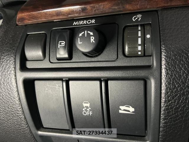 Subaru OUTBACK 2013-06 8730668-18