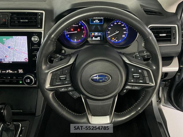 Subaru OUTBACK 2021-02 8730670-13