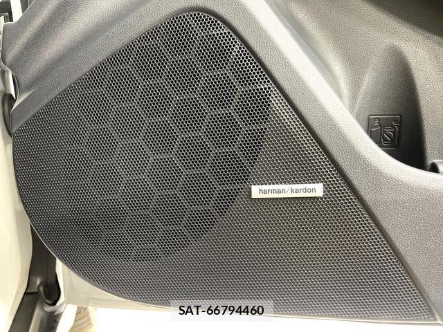 Subaru LAYBACK 2025-03 8728038-2