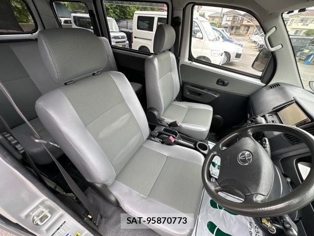 Toyota LITEACE VAN 2019-12 8729882-10