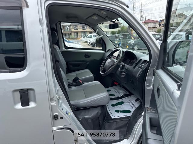 Toyota LITEACE VAN 2019-12 8729882-9