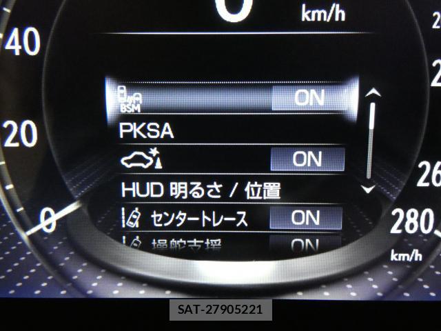 Lexus LS 2022-10 8727790-10
