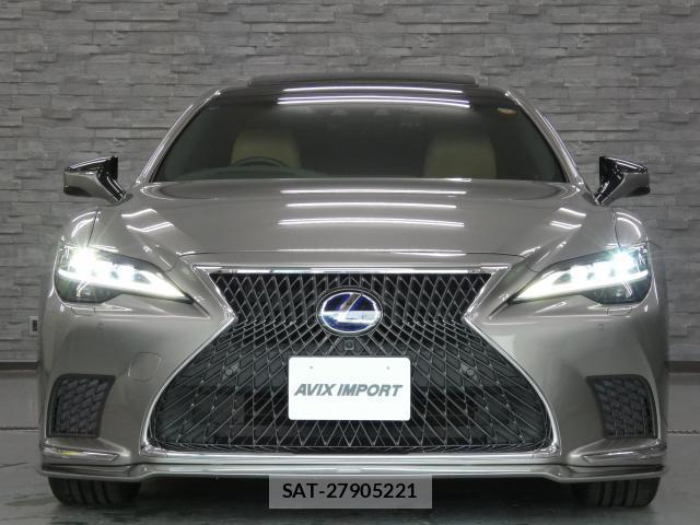 Lexus LS 2022-10 8727790-2