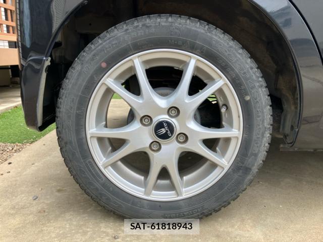 Subaru LUCRA 2011-06 8725913-4