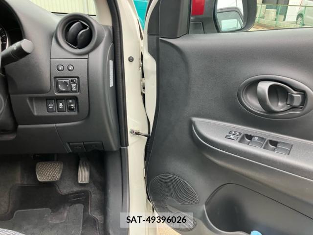 Nissan MARCH 2019-10 8727300-9