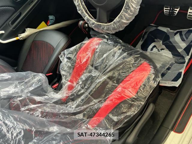 Nissan MARCH 2014-10 8727346-15