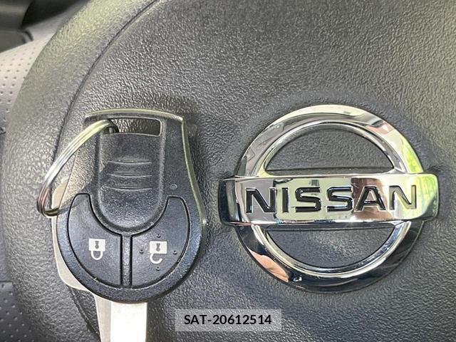 Nissan MARCH 2011-09 8727621-3