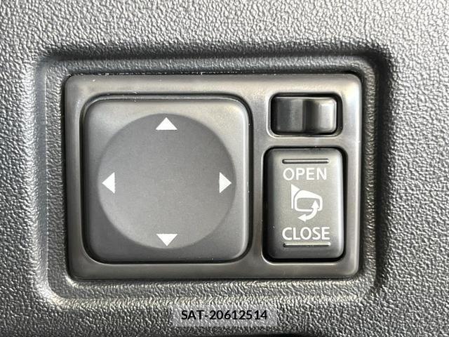 Nissan MARCH 2011-09 8727621-6