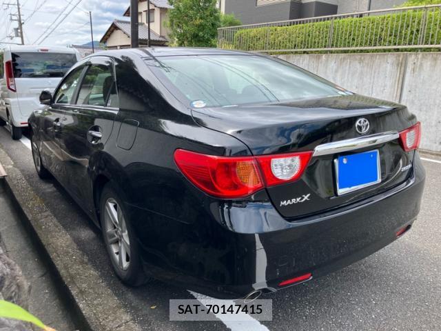 Toyota MARK X 2012-01 8727503-1