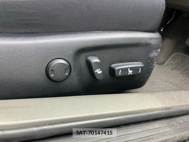 Toyota MARK X 2012-01 8727503-6