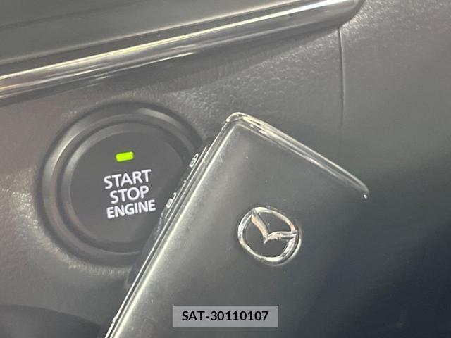 Mazda MAZDA3 2022-07 8726743-6