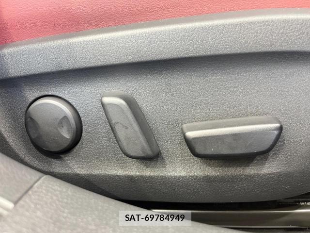 Mazda MAZDA3 2019-09 8727626-6