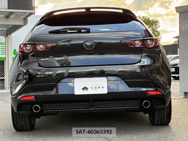 Mazda MAZDA3 2019-10 8728362-1