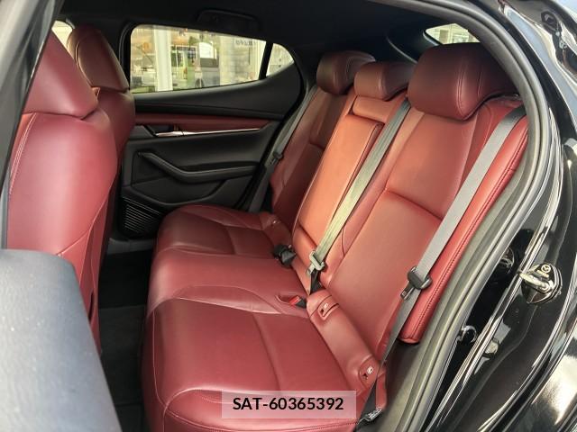 Mazda MAZDA3 2019-10 8728362-5