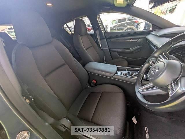 Mazda MAZDA3 2019-09 8728509-10