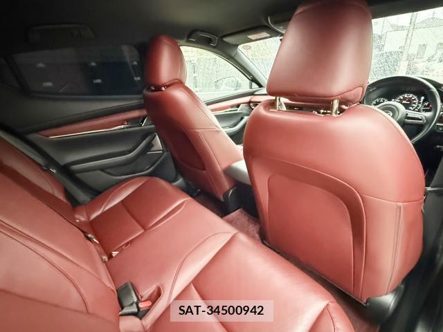 Mazda MAZDA3 2019-09 8728723-19