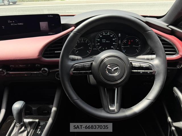Mazda MAZDA3 2025-02 8730444-12