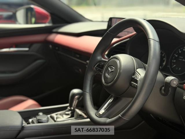 Mazda MAZDA3 2025-02 8730444-13