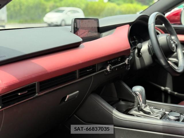 Mazda MAZDA3 2025-02 8730444-14
