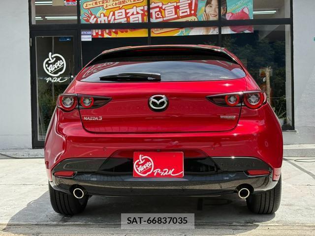 Mazda MAZDA3 2025-02 8730444-9