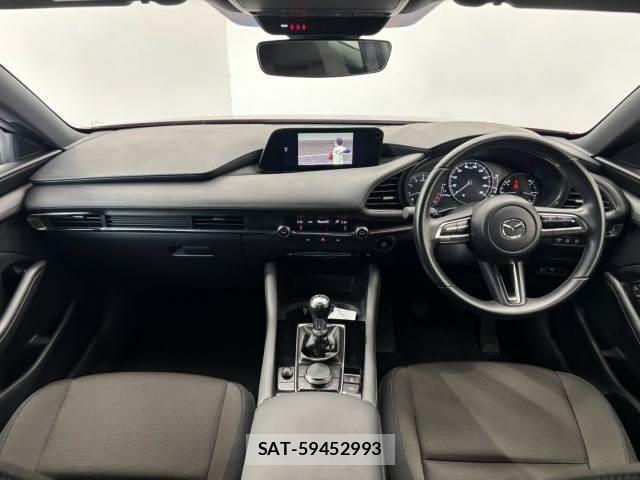 Mazda MAZDA3 2019-05 8731381-1