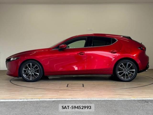 Mazda MAZDA3 2019-05 8731381-16