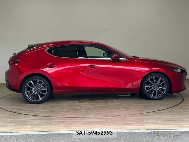 Mazda MAZDA3 2019-05 8731381-17