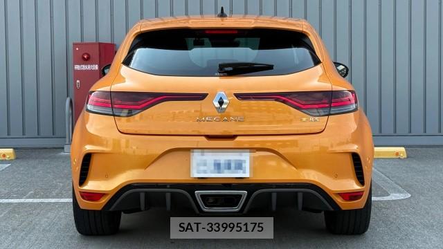 Renault MEGANE 2024-01 8729619-1