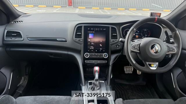 Renault MEGANE 2024-01 8729619-2