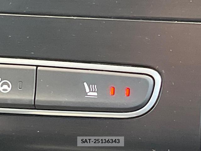 Renault MEGANE 2019-07 8731058-6