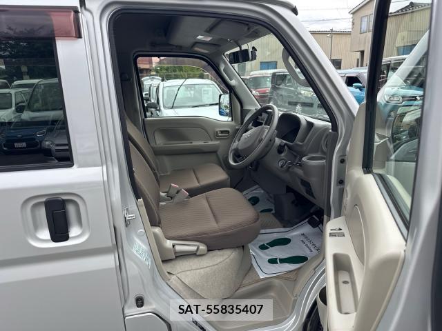 Mitsubishi MINICAB VAN 2018-08 8729887-5