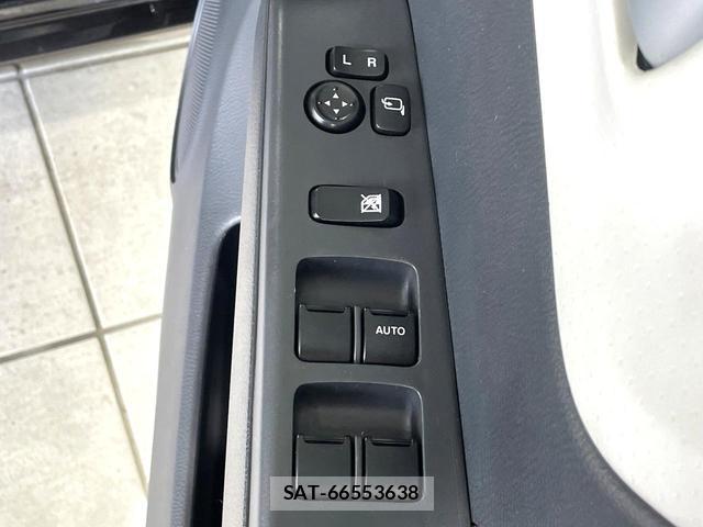 Nissan MOCO 2012-03 8726421-6