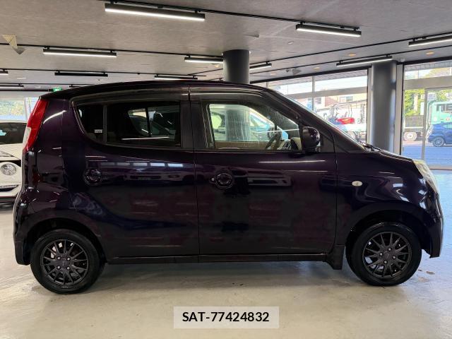 Nissan MOCO 2008-07 8726658-3
